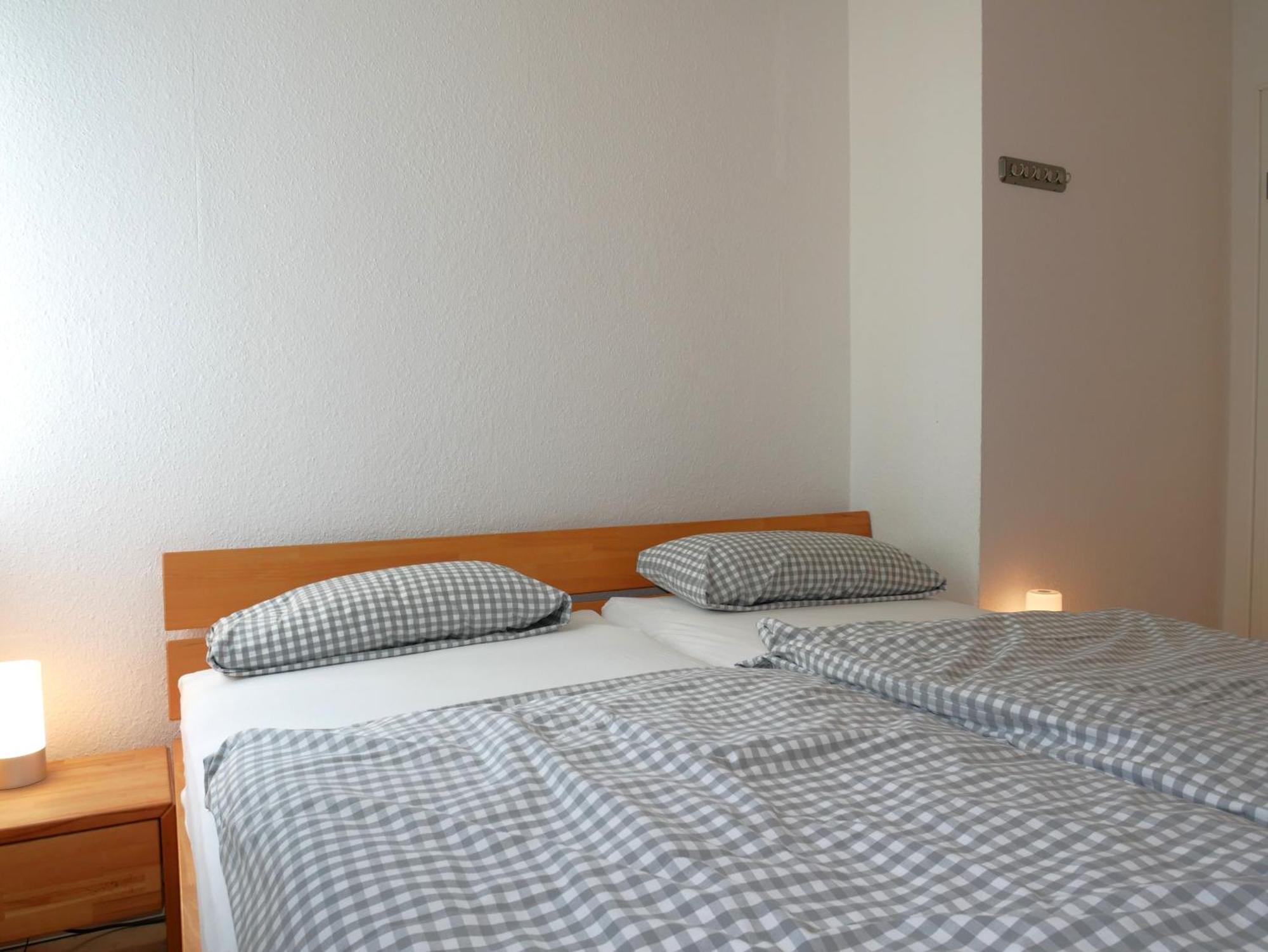 Haus Oie Idyll Mit Balkon 10 Minuten Zum Strand Zinnowitz Esterno foto