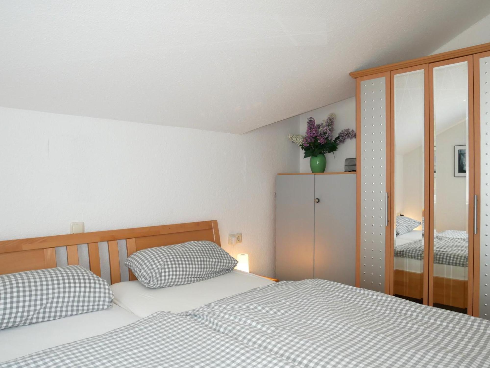 Haus Oie Idyll Mit Balkon 10 Minuten Zum Strand Zinnowitz Esterno foto