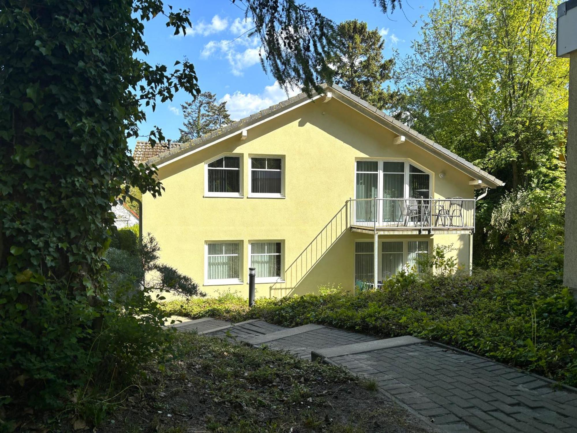 Haus Oie Idyll Mit Balkon 10 Minuten Zum Strand Zinnowitz Esterno foto